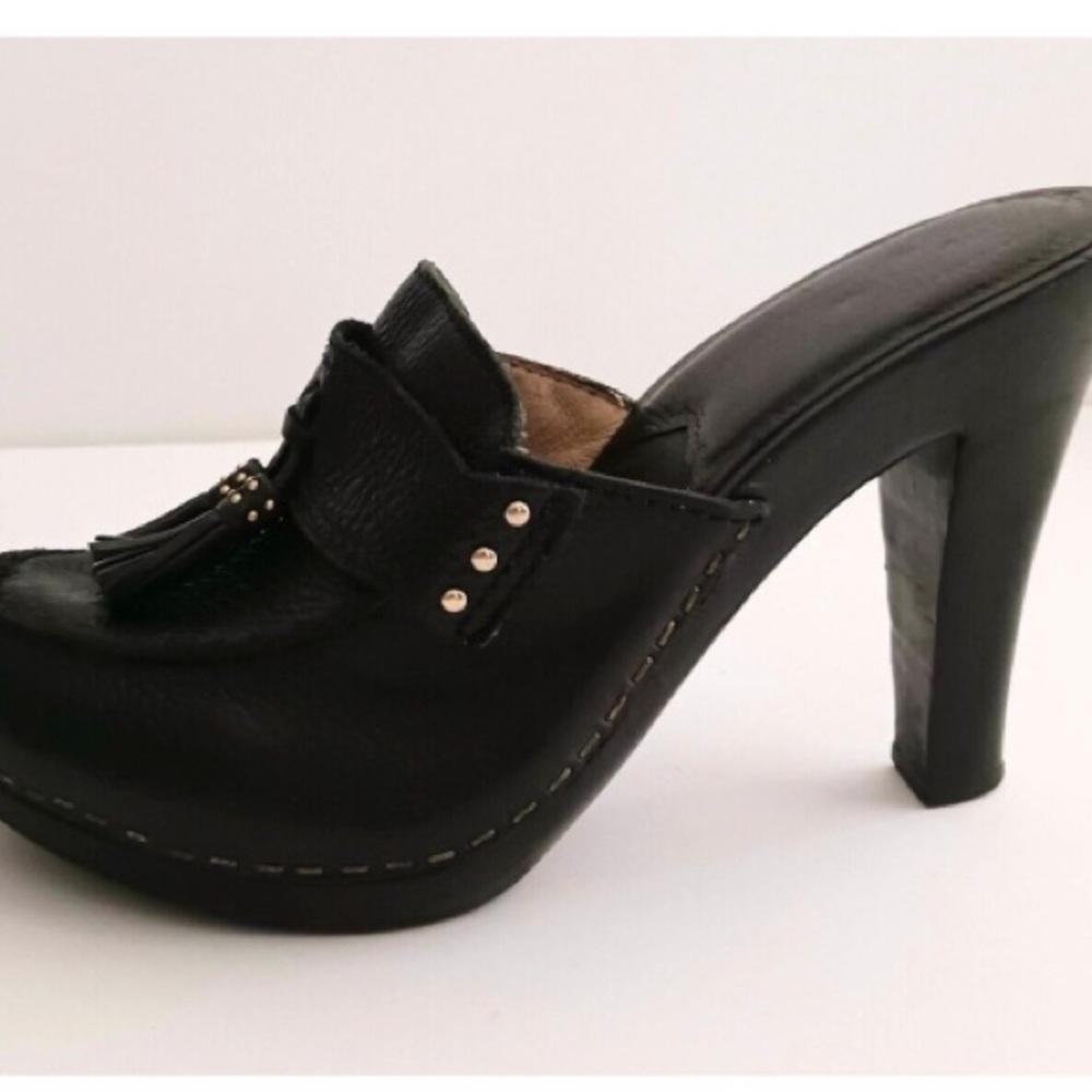 Michael Kors Pebbled Leather Wood Heeled Black Clog Tassel 7.5 Menswear Inspired